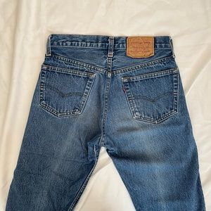 Vintage Levi’s 501 1980’s Made in the U.S.A Authentic Jeans Medium Wash